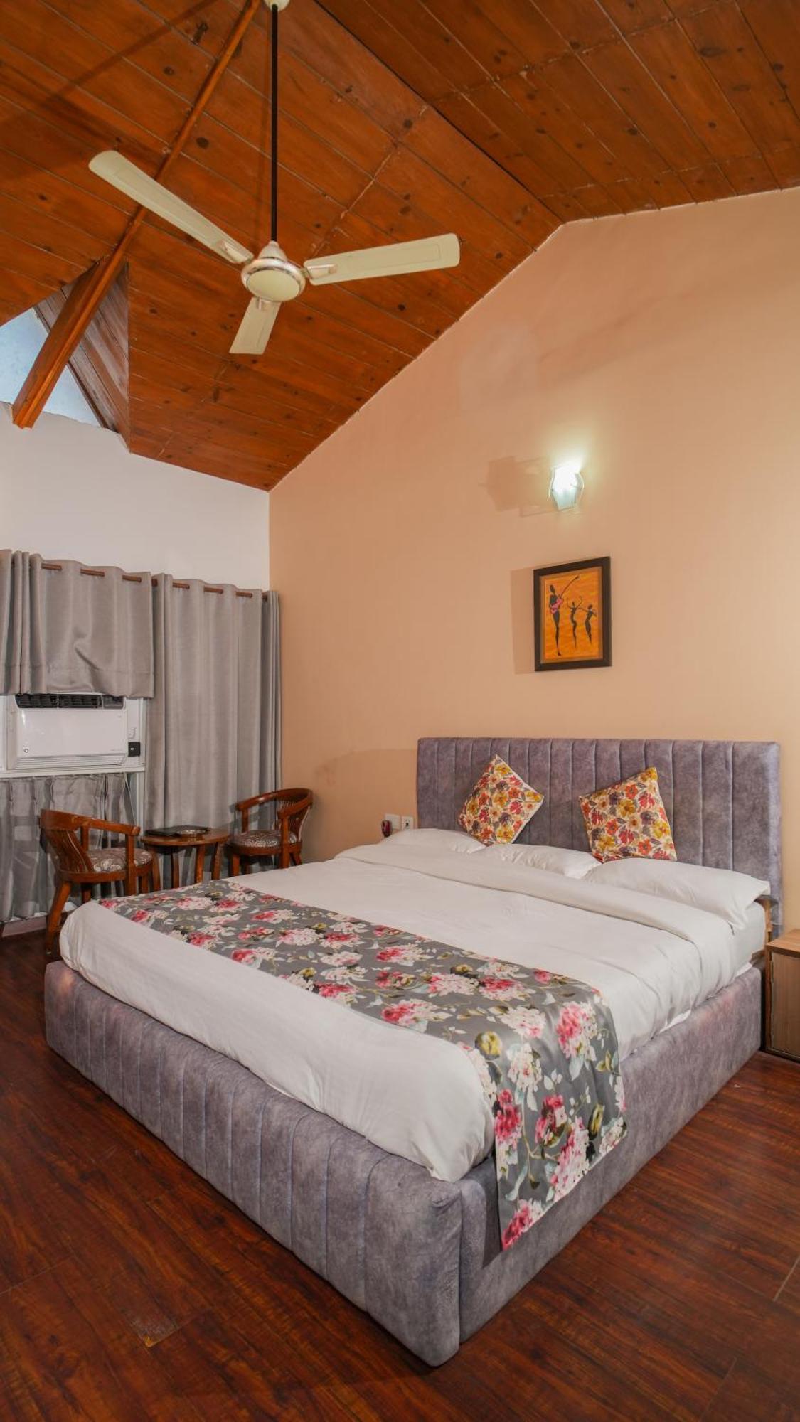 Neelesh Inn- A Luxury Lake View Hotel- 20 Kms From Nainital Bhīm Tāl Εξωτερικό φωτογραφία