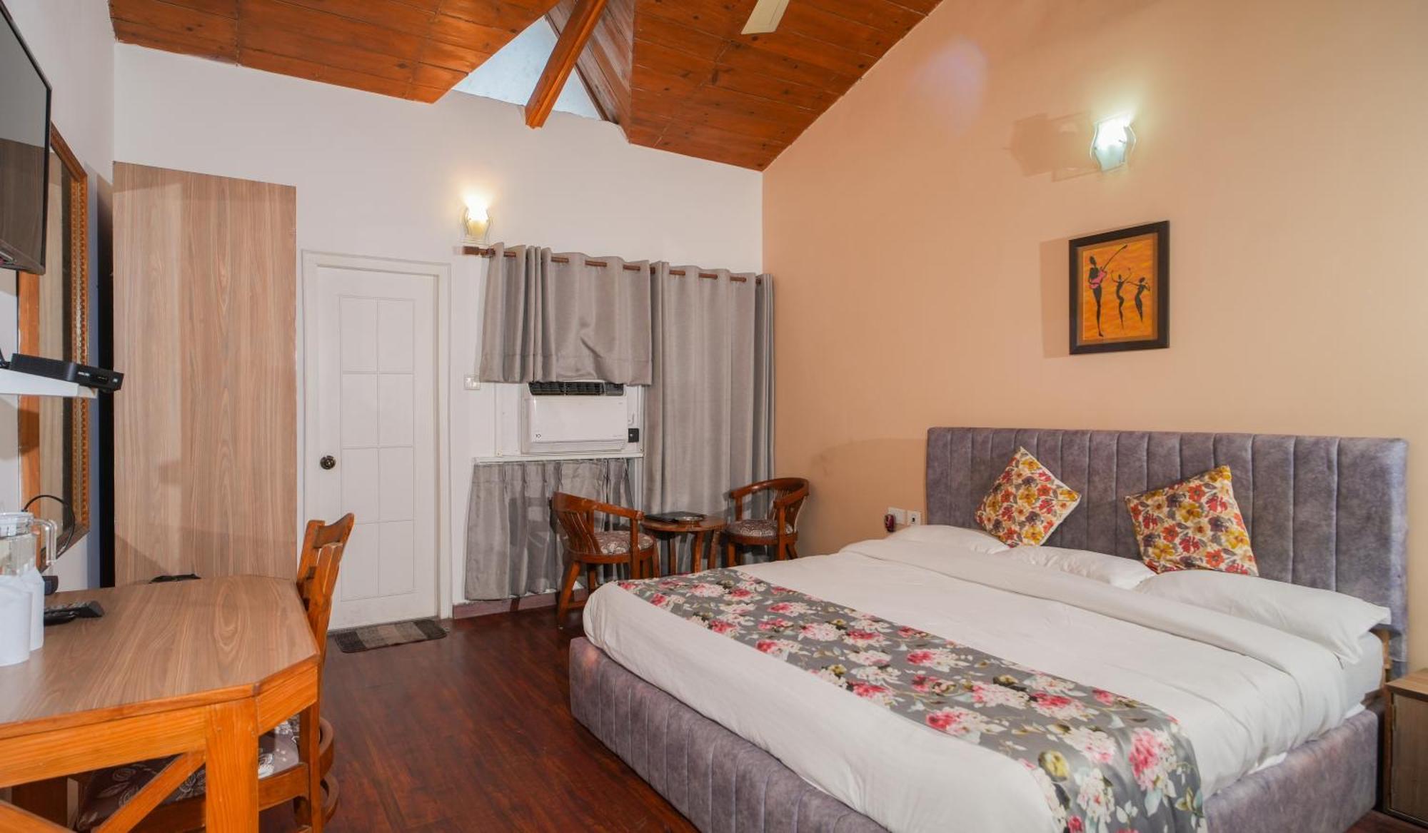 Neelesh Inn- A Luxury Lake View Hotel- 20 Kms From Nainital Bhīm Tāl Εξωτερικό φωτογραφία