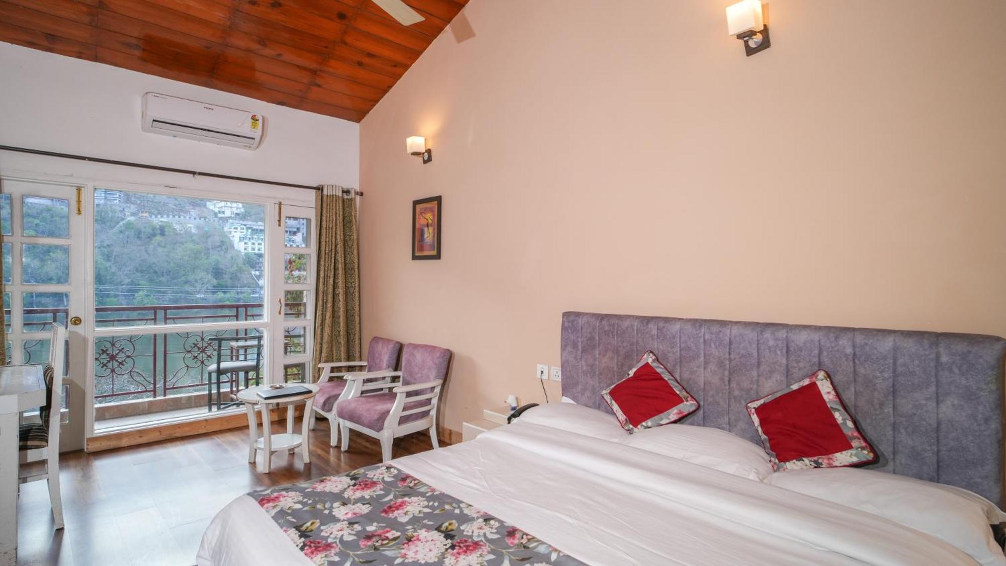 Neelesh Inn- A Luxury Lake View Hotel- 20 Kms From Nainital Bhīm Tāl Εξωτερικό φωτογραφία