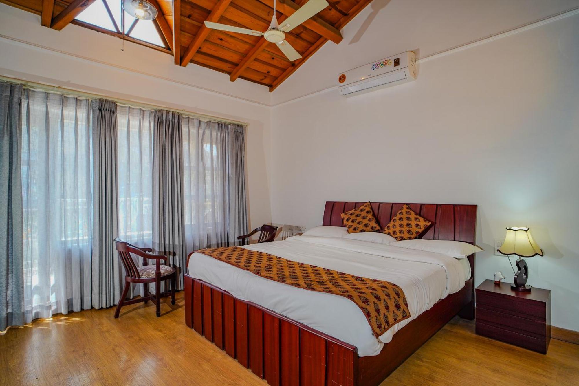 Neelesh Inn- A Luxury Lake View Hotel- 20 Kms From Nainital Bhīm Tāl Εξωτερικό φωτογραφία