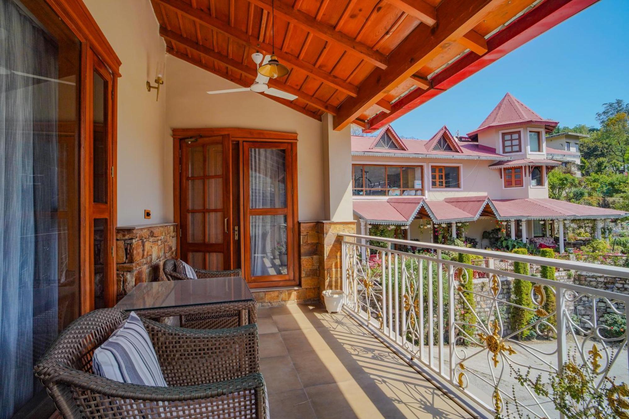 Neelesh Inn- A Luxury Lake View Hotel- 20 Kms From Nainital Bhīm Tāl Εξωτερικό φωτογραφία