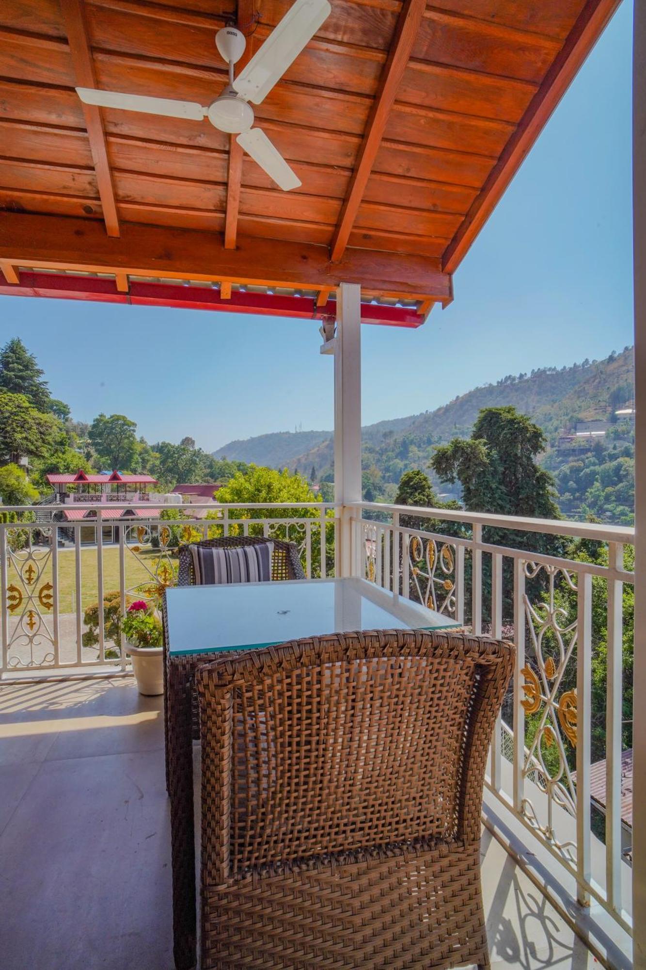 Neelesh Inn- A Luxury Lake View Hotel- 20 Kms From Nainital Bhīm Tāl Εξωτερικό φωτογραφία